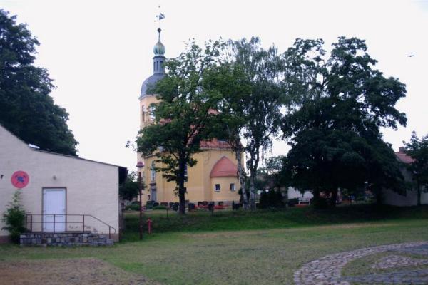 Kirche Hundeluft